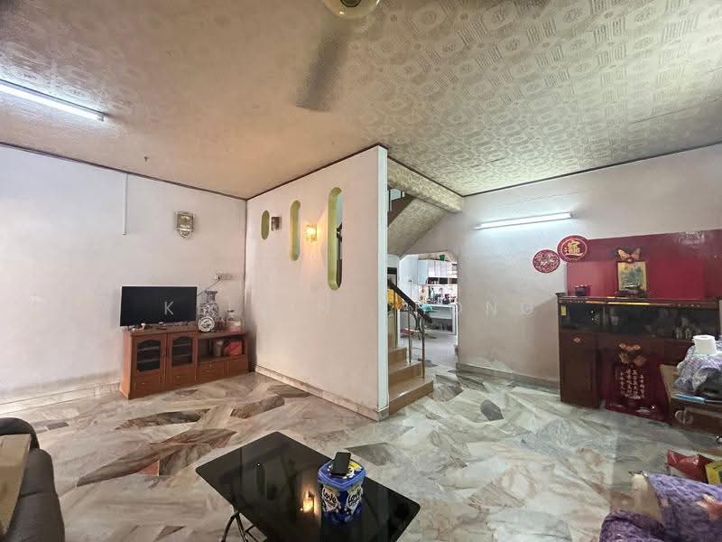 Rumah Teres 2-Tingkat untuk Dijual di Taman Pengkalan Barat (Ipoh) - Kelvin Chong - Living Room - PropertyGuru.com.my