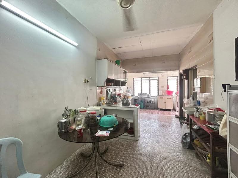 Rumah Teres 2-Tingkat untuk Dijual di Taman Pengkalan Barat (Ipoh) - Kelvin Chong - Kitchen - PropertyGuru.com.my