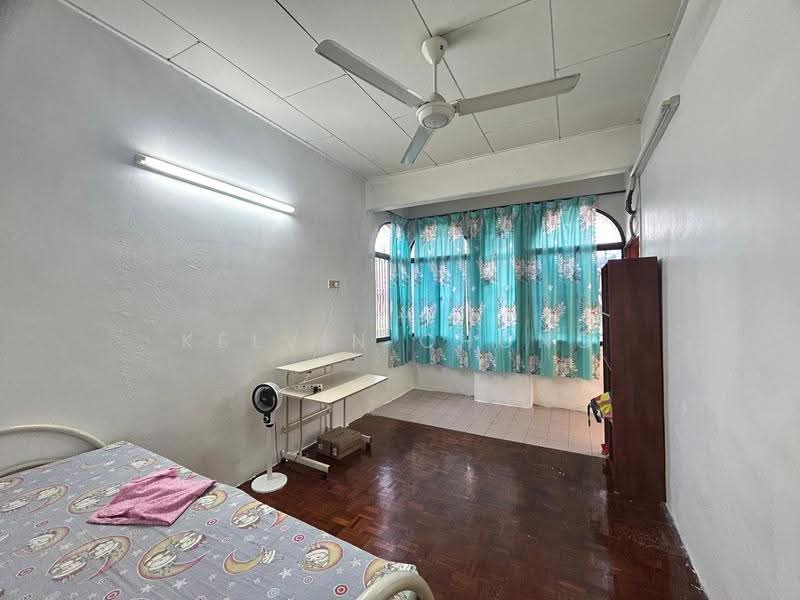 Rumah Teres 2-Tingkat untuk Dijual di Taman Pengkalan Barat (Ipoh) - Kelvin Chong - Bedroom - PropertyGuru.com.my