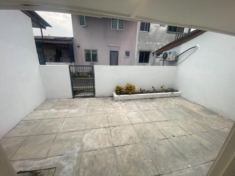 1-storey Terraced House for Sale in Taman Greenwood (Batu Caves) - Richard Ling - Exterior - PropertyGuru.com.my