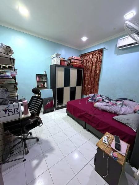 1-storey Terraced House for Sale in Taman Puteri Wangsa (Ulu Tiram) - Karl Lim - Bedroom - PropertyGuru.com.my