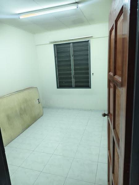 Residential Land for Rent in Johor Bahru (Johor) - Miss Shee - Bedroom - PropertyGuru.com.my
