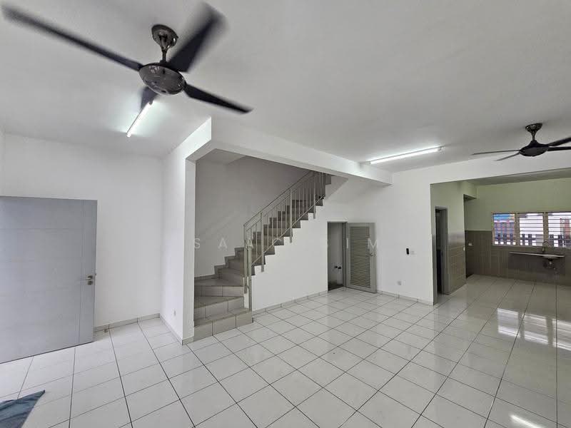 2-storey Terraced House for Sale in Setia Ecohill (Semenyih) - Isaac Sim - Living Room - PropertyGuru.com.my