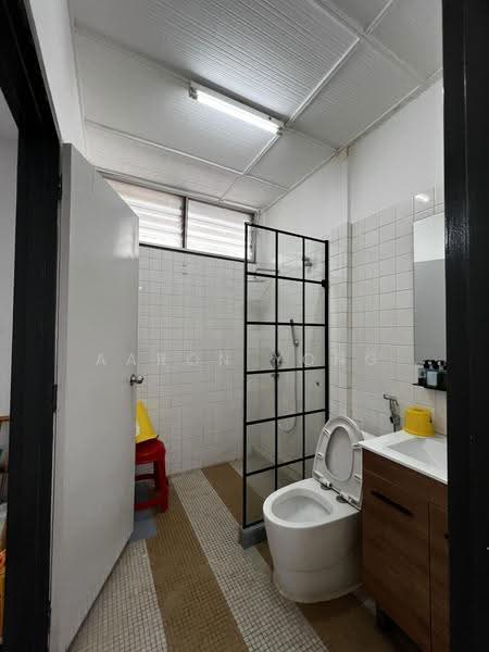 Bungalow House for Sale in Ukay Heights (Ampang) - Aaron Yong - Bathroom - PropertyGuru.com.my