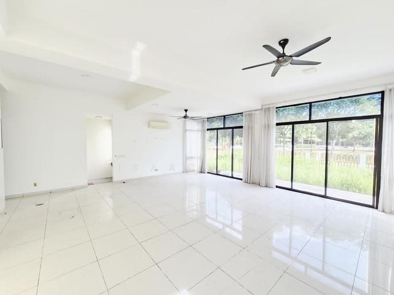 Zero-Lot Bungalow for Sale in Setia Ecohill (Semenyih) - Isaac Sim - Living Room - PropertyGuru.com.my