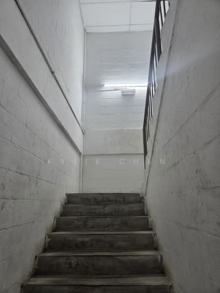 Shop for Rent in Taman Kajang Utama (Kajang) - Kylie Chen - Corridor - PropertyGuru.com.my