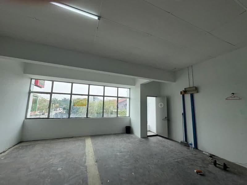 Shop / Office for Rent in Bandar Botanic (Klang) - Kelly Teo - Interior - PropertyGuru.com.my