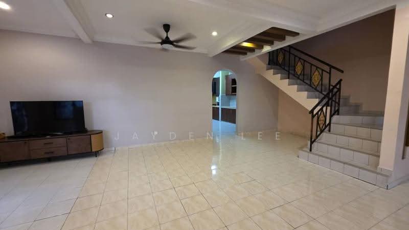 2-storey Terraced House for Sale in Bandar Mahkota Cheras (Cheras) - Jayden Lee - Living Room - PropertyGuru.com.my