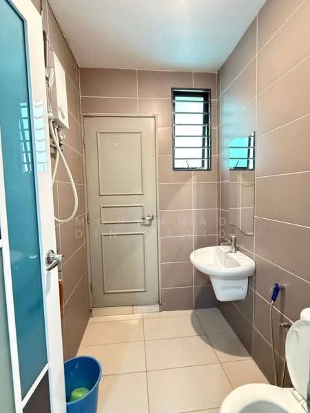 2-storey Terraced House for Sale in Alam Impian (Shah Alam) - Mohammad Din Majid - Bathroom - PropertyGuru.com.my