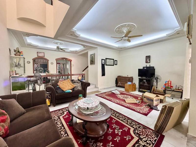 2-storey Terraced House for Sale in Bukit Jelutong (Shah Alam) - Yasmin Sulaiman - Living Room - PropertyGuru.com.my