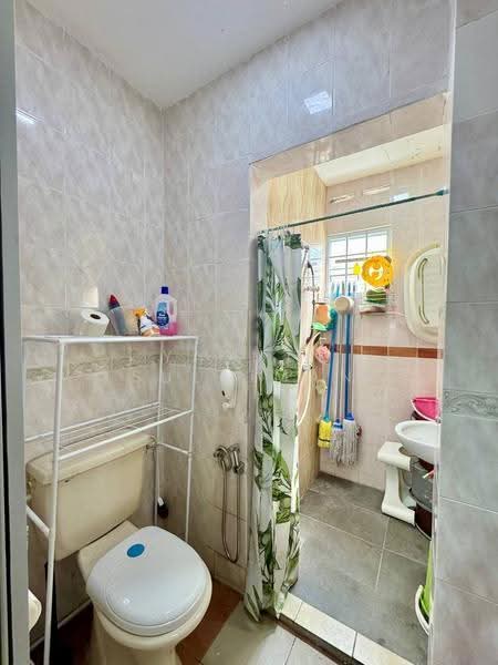 2-storey Terraced House for Sale in Bukit Jelutong (Shah Alam) - Yasmin Sulaiman - Bathroom - PropertyGuru.com.my