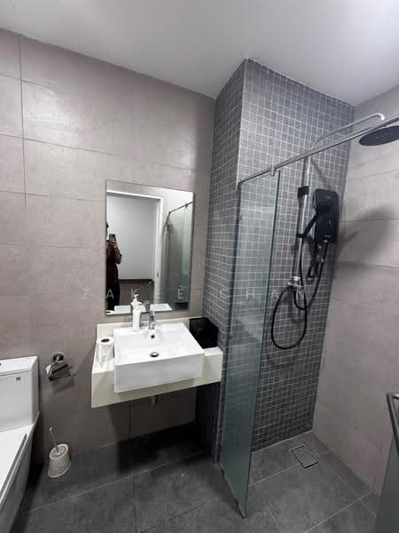 Kondominium untuk Disewa di Bangsar Hill Park - Zakee Chan - Bathroom - PropertyGuru.com.my