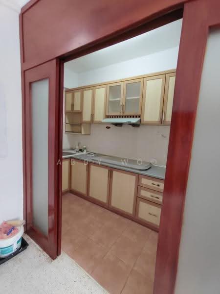 Pangsapuri untuk Disewa di Mutiara Indah Apartment - Abby Woo - Kitchen - PropertyGuru.com.my