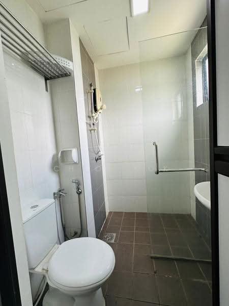 Condominium for Sale at T-Parkland - Chloe Kok - Bathroom - PropertyGuru.com.my