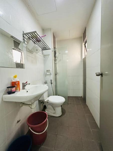 Condominium for Sale at T-Parkland - Chloe Kok - Bathroom - PropertyGuru.com.my