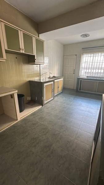 2-storey Terraced House for Rent in Taman Melodies (Johor Bahru) - Win Tan - Kitchen - PropertyGuru.com.my