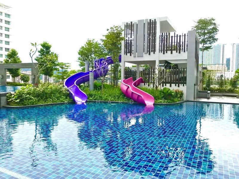 Kondominium untuk Disewa di Solaria Residences - Richard Oo - Pool - PropertyGuru.com.my