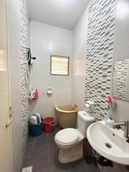 Rumah Teres 2-Tingkat untuk Dijual di Ipoh (Perak) - Kelvin Chong - Bathroom - PropertyGuru.com.my
