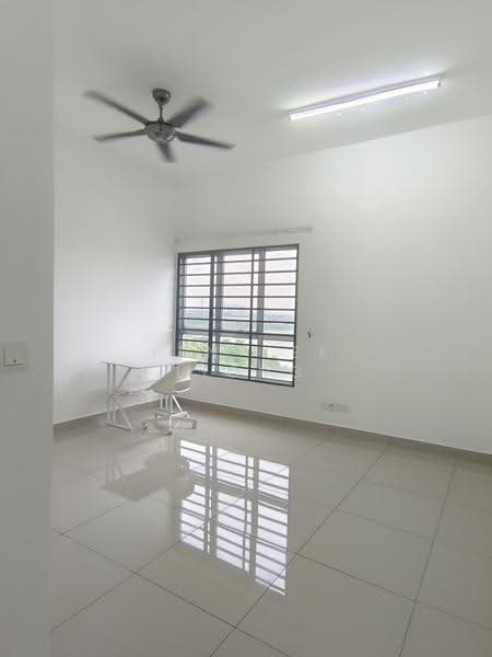 Service Residence for Sale at The Wharf Residence - YEN KEE LIONG - Study - PropertyGuru.com.my