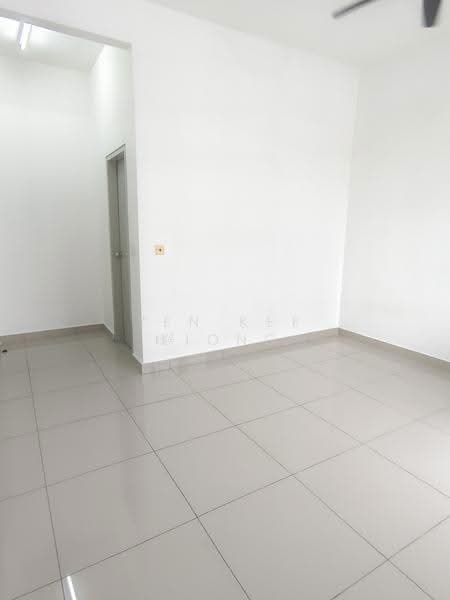 Service Residence for Sale at The Wharf Residence - YEN KEE LIONG - Interior - PropertyGuru.com.my