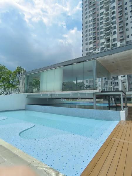 Service Residence for Sale at The Wharf Residence - YEN KEE LIONG - Exterior - PropertyGuru.com.my