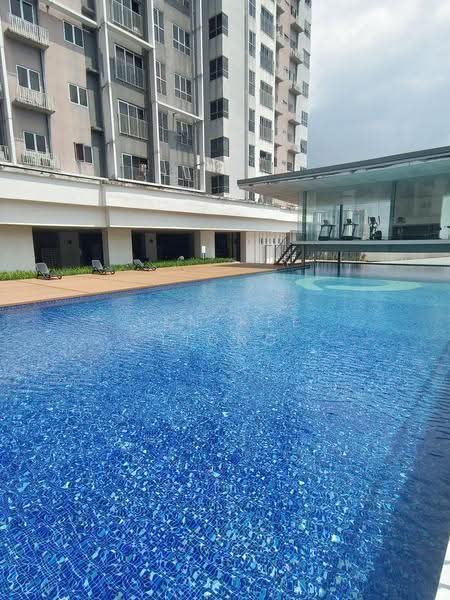 Kediaman Servis untuk Dijual di The Wharf Residence - YEN KEE LIONG - Pool - PropertyGuru.com.my