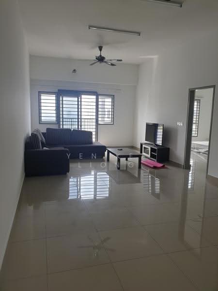 Kediaman Servis untuk Dijual di The Wharf Residence - YEN KEE LIONG - Living Room - PropertyGuru.com.my