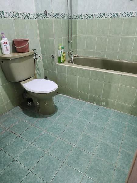 Cluster House for Sale in Bandar Tun Razak (Cheras) - Nana Nazarallah - Bathroom - PropertyGuru.com.my
