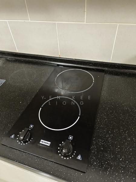 Service Residence for Sale at The Wharf Residence - YEN KEE LIONG - Kitchen - PropertyGuru.com.my
