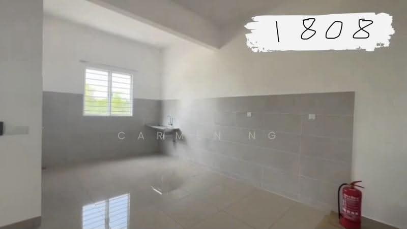2-storey Terraced House for Sale in Bandar Rimbayu (Telok Panglima Garang) - Carmen Ng - Kitchen - PropertyGuru.com.my