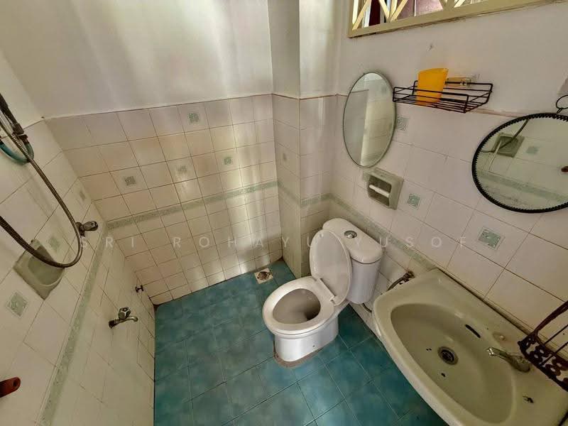Pangsapuri untuk Dijual di Ixora Apartments - Sri Rohayu Yusof - PropertyGuru.com.my