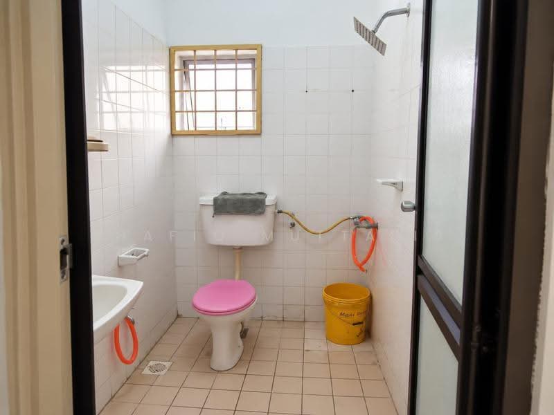 Apartment for Rent at Delima J Apartment - Shafiq Muttalib - Bathroom - PropertyGuru.com.my