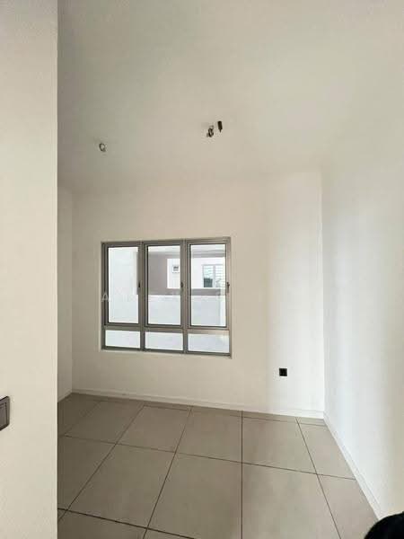 Kediaman Servis untuk Dijual di One 49 Residence - Alex Sieh - Interior - PropertyGuru.com.my