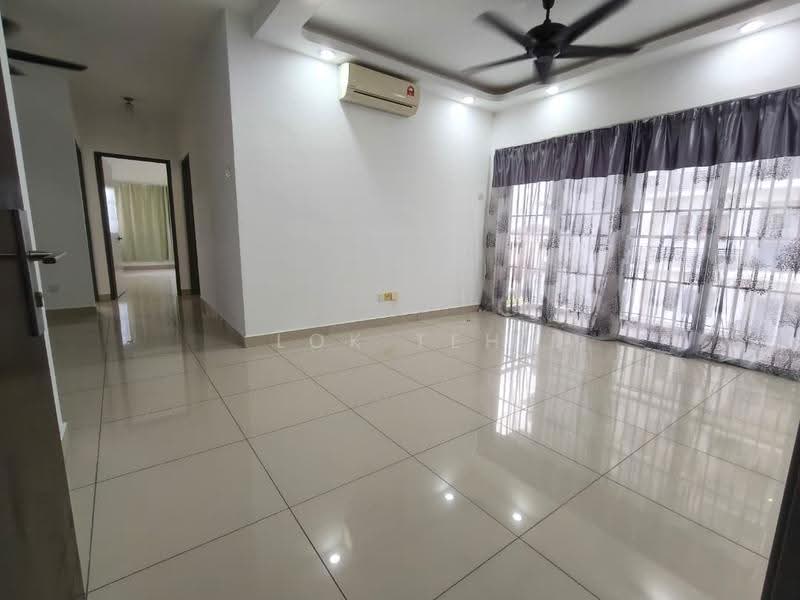 Kondominium untuk Dijual di Koi Prima Condominium - Lok Teh - Living Room - PropertyGuru.com.my