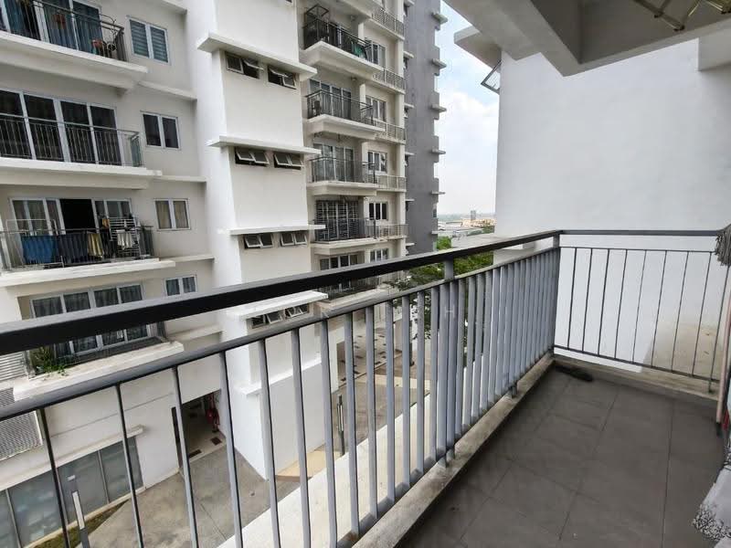 Kondominium untuk Dijual di Koi Prima Condominium - Lok Teh - Balcony - PropertyGuru.com.my