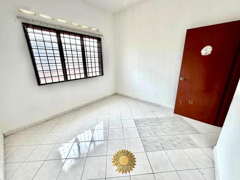2-storey Terraced House for Sale in Bandar Rinching (Semenyih) - Shafiq Amerudin - PropertyGuru.com.my