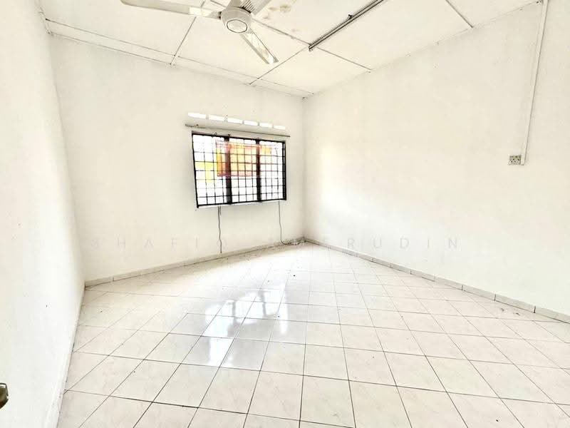 2-storey Terraced House for Sale in Bandar Rinching (Semenyih) - Shafiq Amerudin - PropertyGuru.com.my