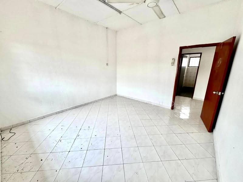 2-storey Terraced House for Sale in Bandar Rinching (Semenyih) - Shafiq Amerudin - PropertyGuru.com.my