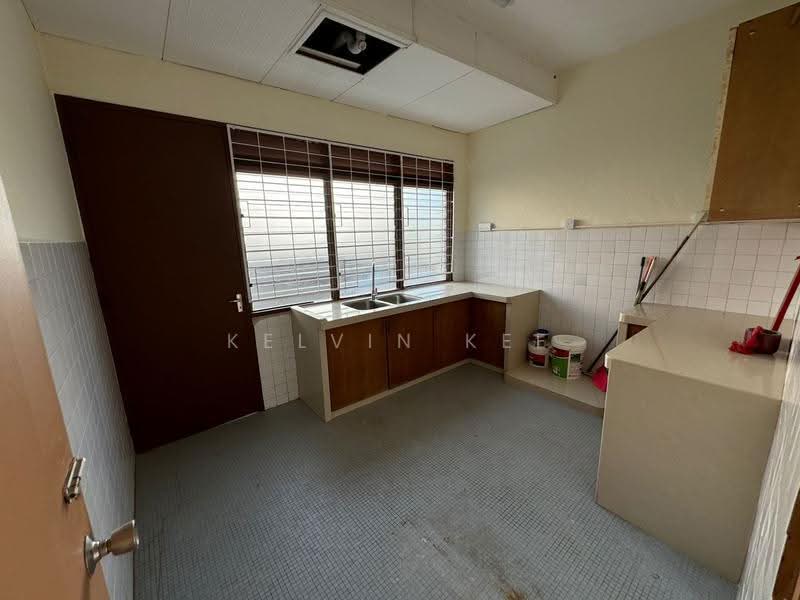 Bungalow House for Rent in Minden Heights (Gelugor) - KELVIN KEE - Kitchen - PropertyGuru.com.my