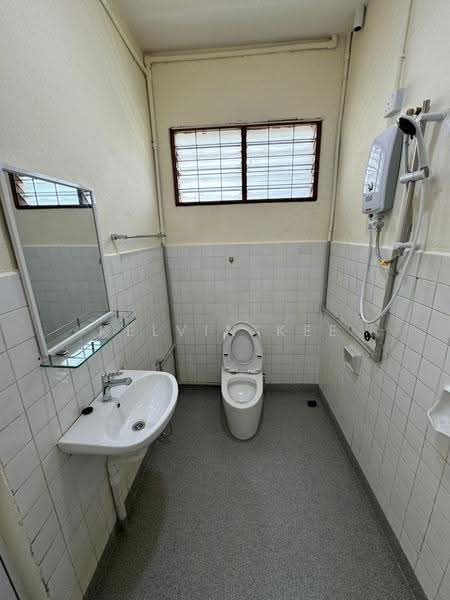 Bungalow House for Rent in Minden Heights (Gelugor) - KELVIN KEE - Bathroom - PropertyGuru.com.my