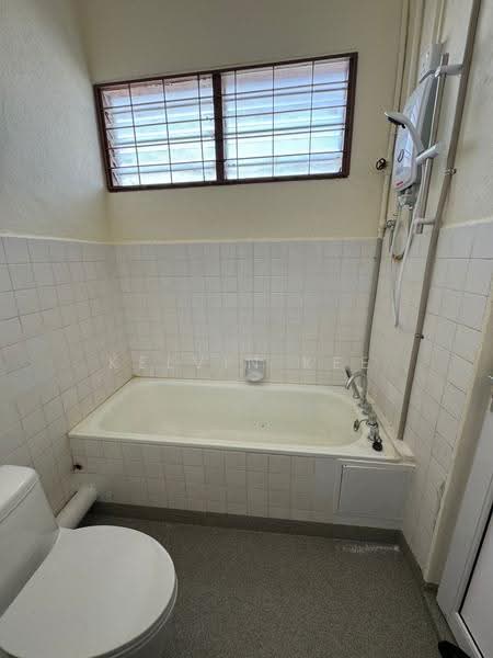 Bungalow House for Rent in Minden Heights (Gelugor) - KELVIN KEE - Bathroom - PropertyGuru.com.my