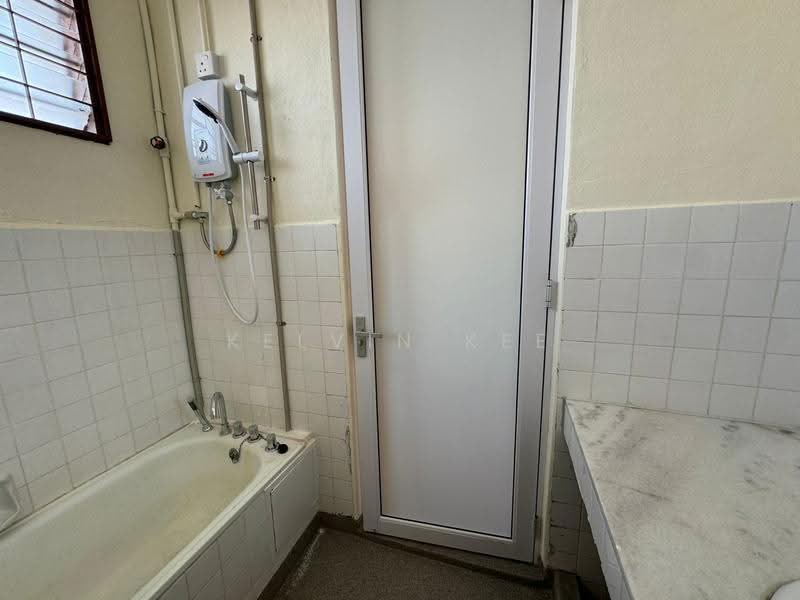 Bungalow House for Rent in Minden Heights (Gelugor) - KELVIN KEE - Bathroom - PropertyGuru.com.my