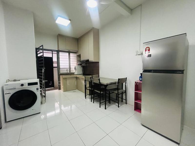 1.5-storey Terraced House for Sale in Ipoh (Perak) - Joline YEOW - Kitchen - PropertyGuru.com.my