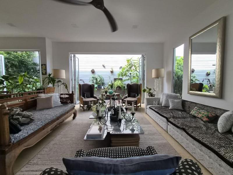 Zero-Lot Bungalow for Sale in Lakefront Villa (Cyberjaya) - Abdul Rahman M Samsudeen - Living Room - PropertyGuru.com.my