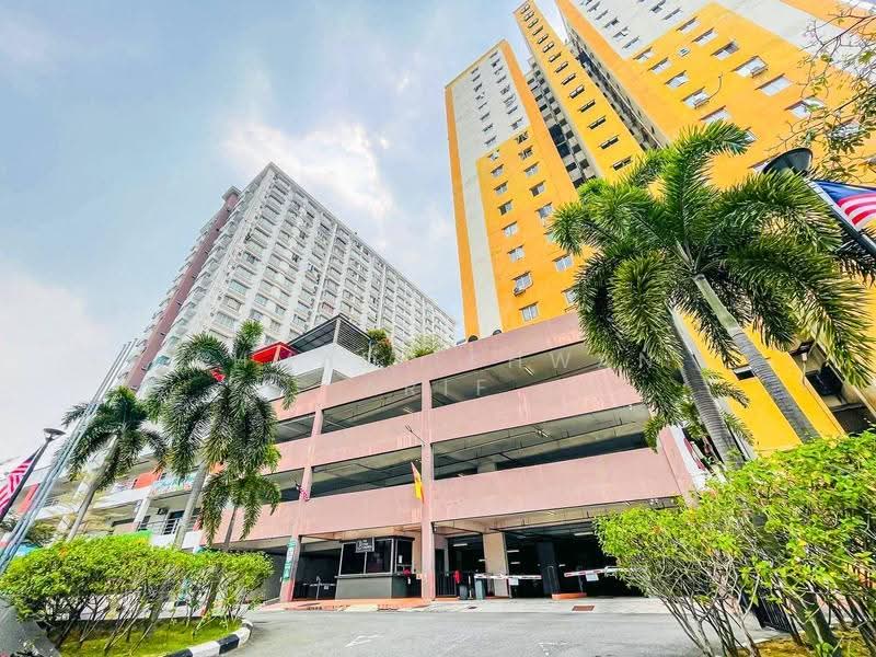 Pangsapuri untuk Dijual di Palm Garden Apartment - Ahmad Ikhwan Arif - Exterior - PropertyGuru.com.my