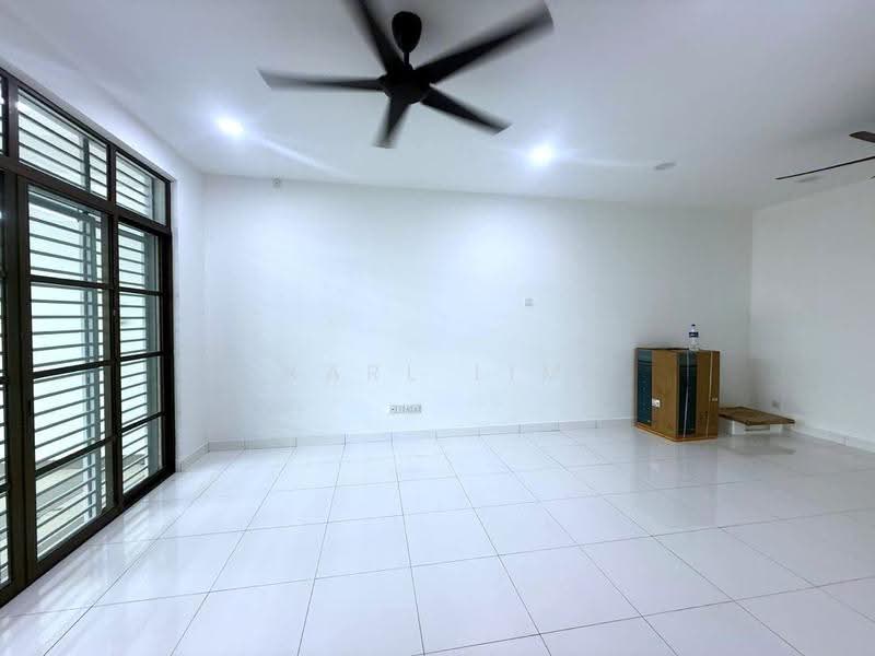 2-storey Terraced House for Sale in Bandar Dato Onn (Tebrau) - Karl Lim - Living Room - PropertyGuru.com.my