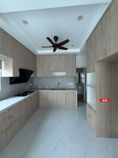 Semi-Detached House for Rent in Tanjung Bungah (Penang) - Jiasin Yap - Kitchen - PropertyGuru.com.my
