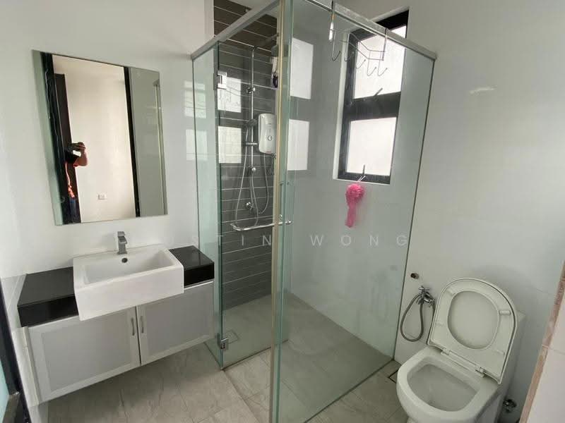 Service Residence for Rent at D'Aman Residences @ Puchong - Austin Wong - Bathroom - PropertyGuru.com.my
