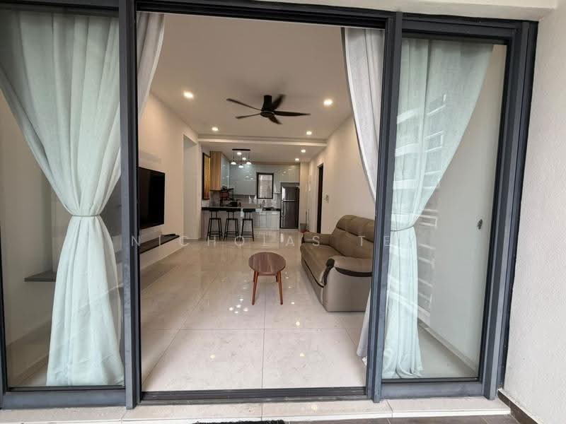 Condominium for Sale at Bay Point @ Country Garden Danga Bay - Nicholas Tey - Living Room - PropertyGuru.com.my