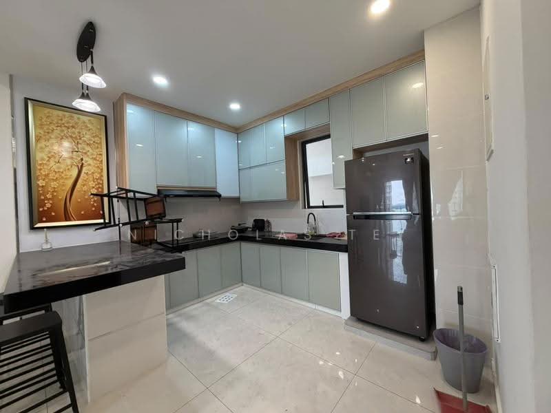 Condominium for Sale at Bay Point @ Country Garden Danga Bay - Nicholas Tey - Kitchen - PropertyGuru.com.my
